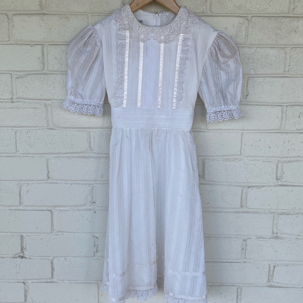 Vintage Gunne Sax by Jessica McClintock Girls White Dress